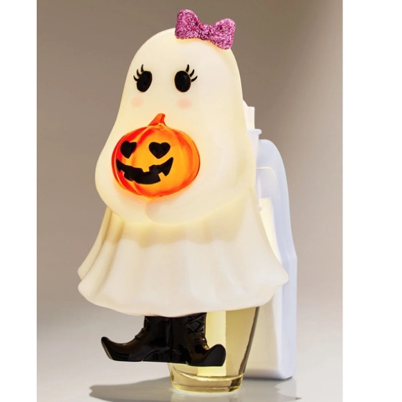 Bath & body works Halloween ghost wallflower plugs set black in night light - Picture 1 of 2